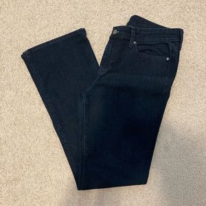 GAP women’s size 8 boot cup jeans
